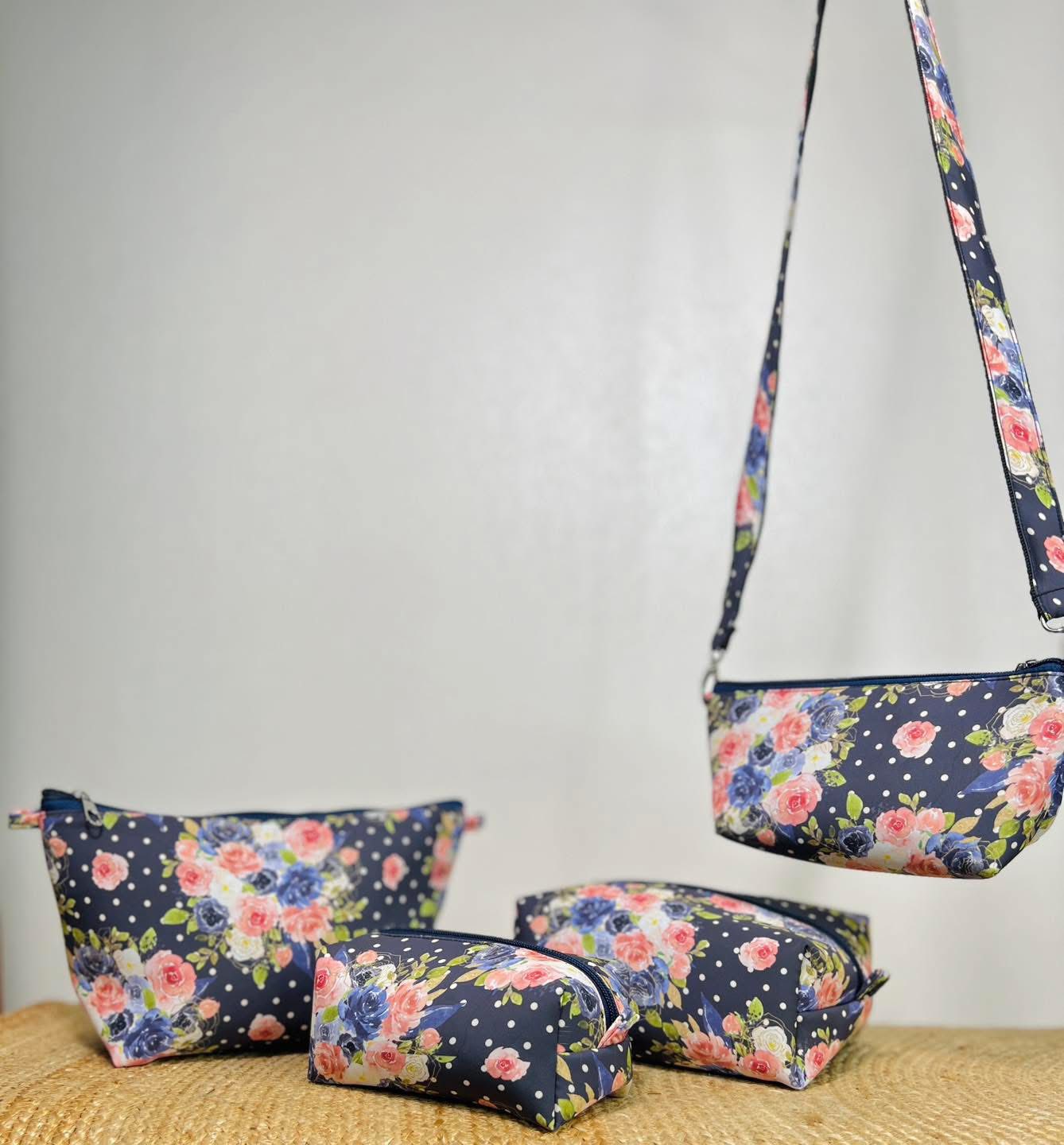NAVY DOT CONVERTIBLE POUCH SET